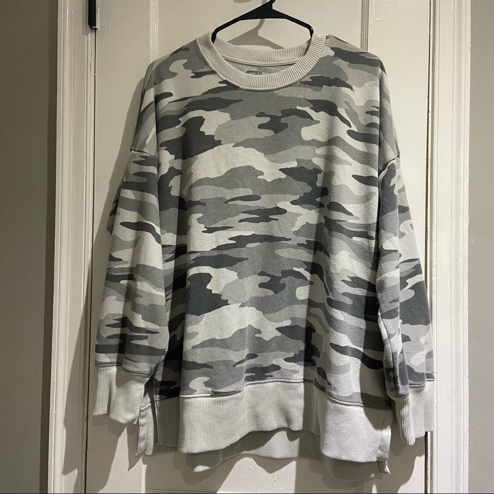 Oversized Camo Sweatshirt